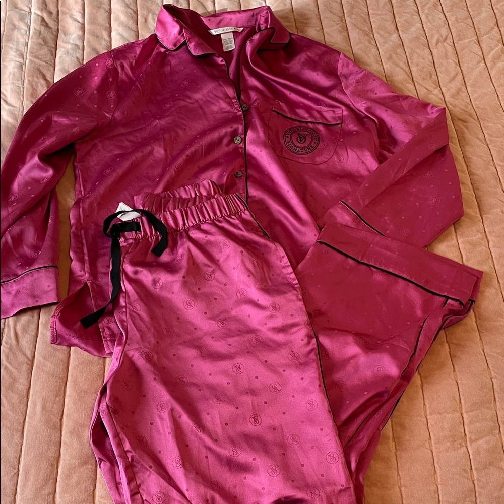 VS magenta Pink Pajamas Set Small short NWOT